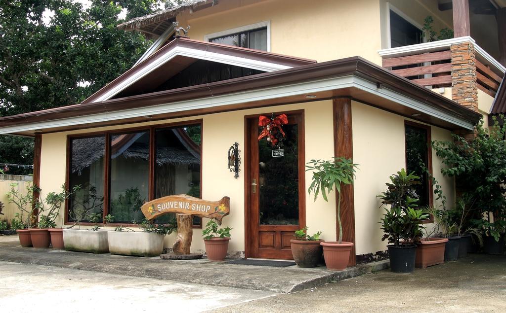 Le Palme Beach Resort Pandan Exterior photo